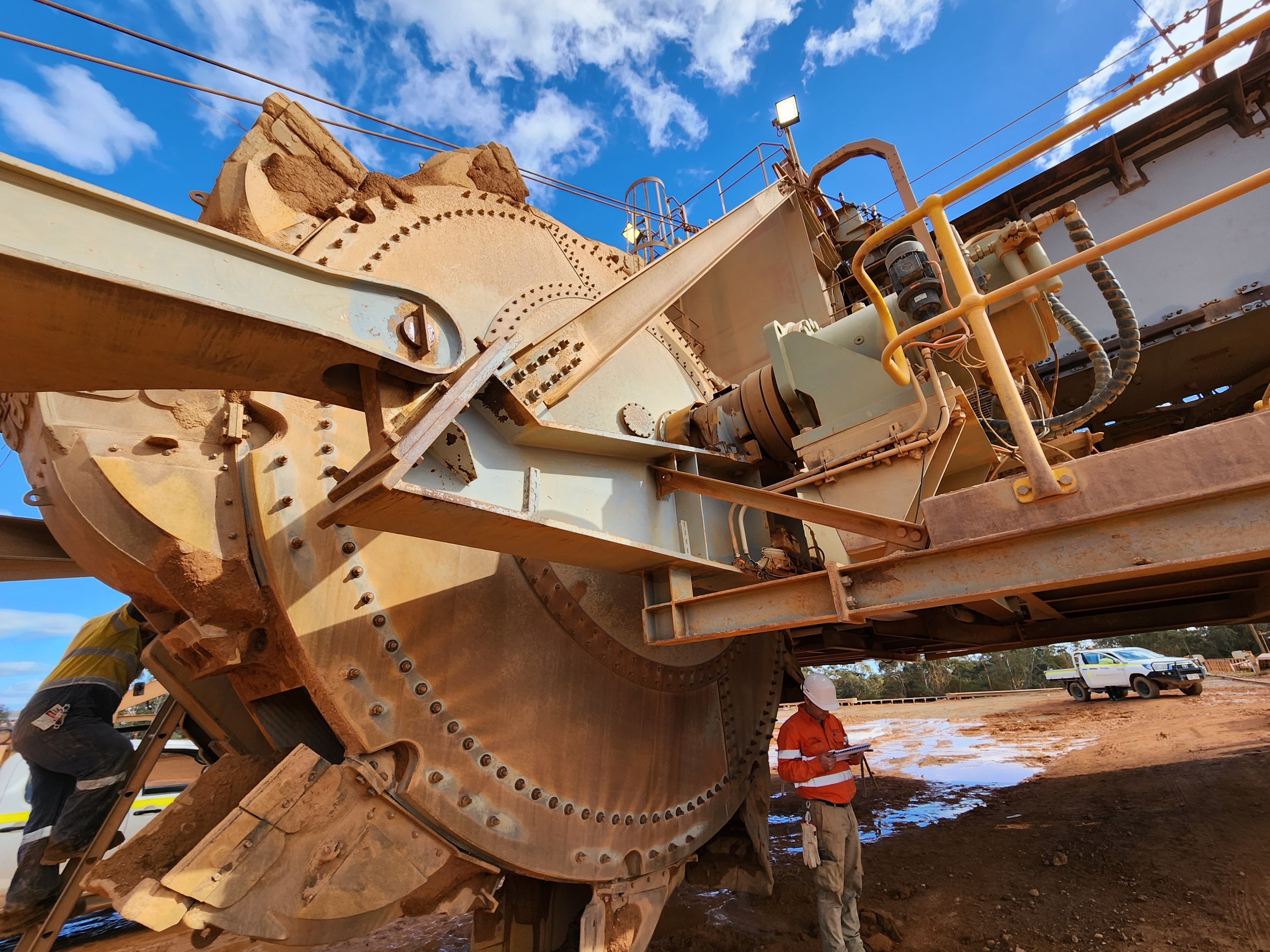Simon Edgar, Newcastle based Supervising Senior Engineer providing technical leadership for structural engineering, asset integrity and infrastructure assessment projects for mining, ports and marine infrastructure.